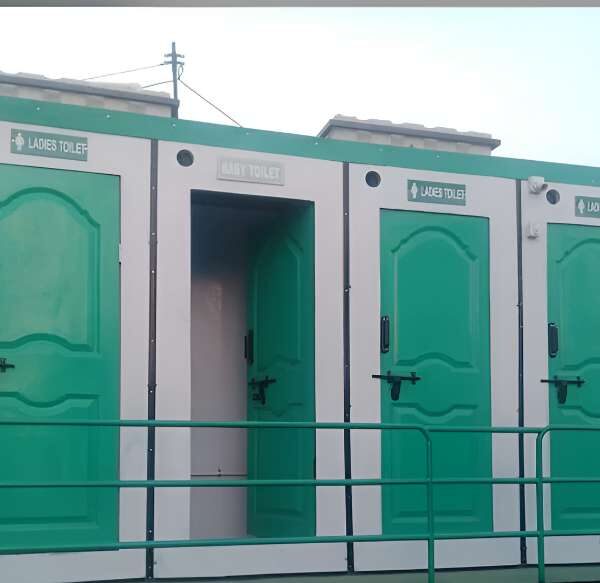 FRP 10 seater Toilet